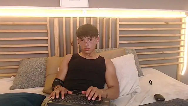 clark ken01 online show from March 2026 08:38:01 PM