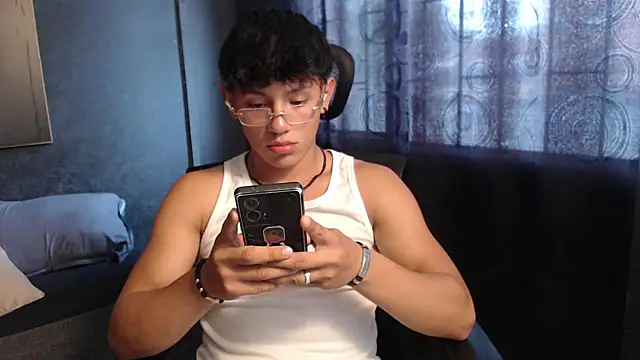 clark ken01 online show from April 2026 08:59:02 PM