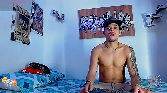 Snapshot of AdamsDvi chatting on March 2026 01:40:01 PM AdamsDvi online show from March 2026 01:40:01 PM