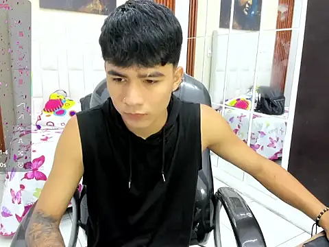 Thiago collinss online show from May 2026 09:54:01 PM