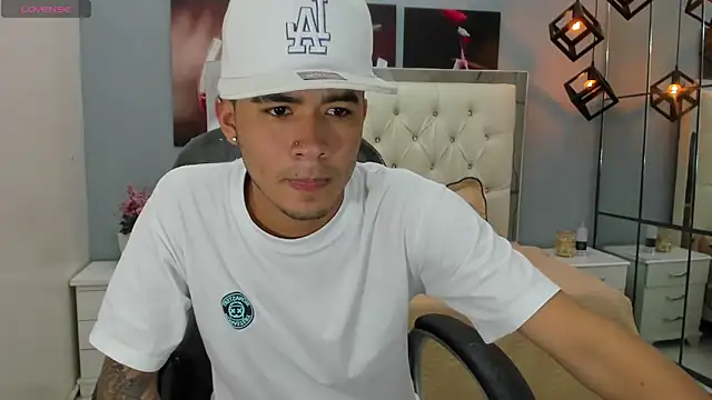 Thiago collinss online show from May 2026 11:16:01 PM