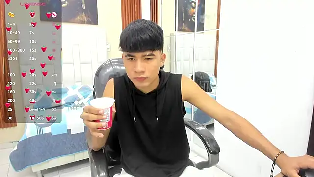 Thiago collinss online show from June 2026 10:48:02 PM