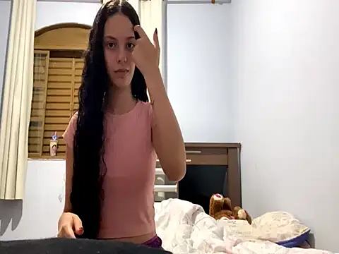 Snapshot of IvyDesirer chatting on February 2026 02:45:02 AM IvyDesirer online show from February 2026 02:45:02 AM