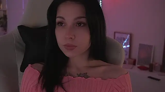 Akaruiiii online show from April 2026 03:13:02 AM