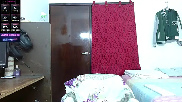 Snapshot of scarlet_johannson19 chatting on June 2026 03:01:01 AM scarlet johannson19 online show from June 2026 03:01:01 AM