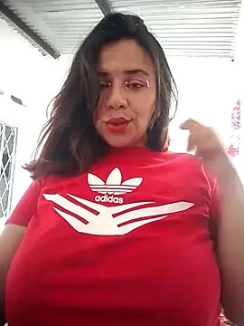 Carlhitaaa online show from March 2026 02:12:02 PM