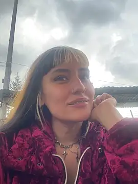 Sara 92 online show from March 2026 08:41:02 PM