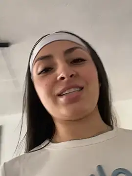 Snapshot of ArianaDominguezPink_ chatting on February 2026 03:44:01 PM ArianaDominguezPink online show from February 2026 03:44:01 PM