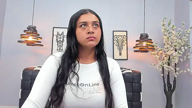 Snapshot of Lunaa_Abril chatting on February 2026 12:16:02 PM Lunaa Abril online show from February 2026 12:16:02 PM