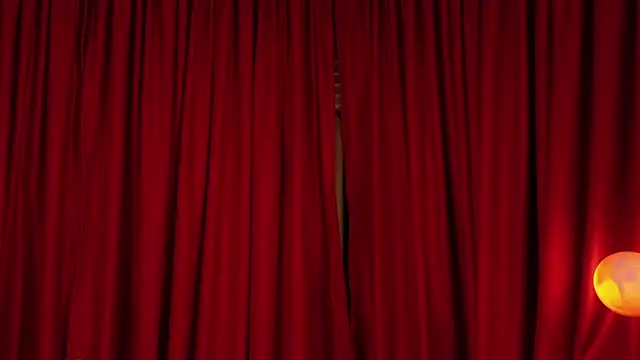 Snapshot of Mia_Benett_ chatting on April 2026 01:13:02 PM Mia Benett online show from April 2026 01:13:02 PM