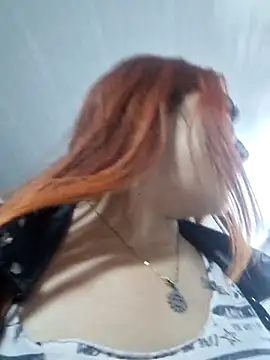 SerenaFoxx  online show from February 2026 02:33:01 AM