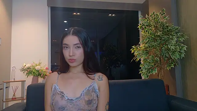 ValentinaaMilan online show from April 2026 05:15:01 AM