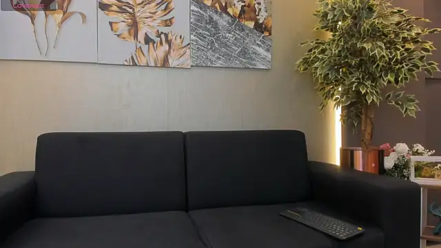ValentinaaMilan online show from March 2026 05:09:02 AM