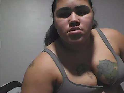 Selyne247 online show from March 2026 02:29:02 AM