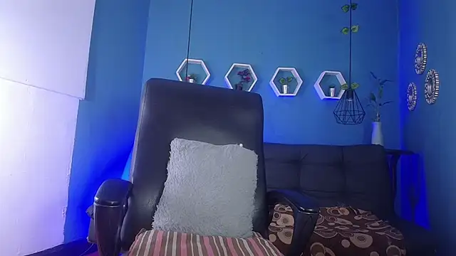 Snapshot of Assly_Love chatting on February 2026 09:31:02 AM Assly Love online show from February 2026 09:31:02 AM