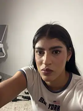 Snapshot of Misty-kat chatting on May 2026 06:03:02 PM Misty-kat online show from May 2026 06:03:02 PM
