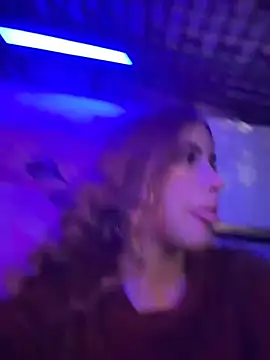 MiluRossee online show from April 2026 03:42:02 AM