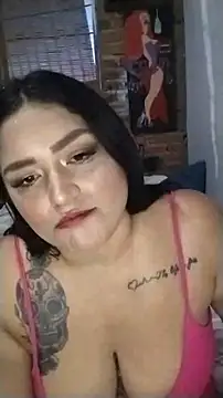 Cristal queen  online show from April 2026 01:45:01 AM