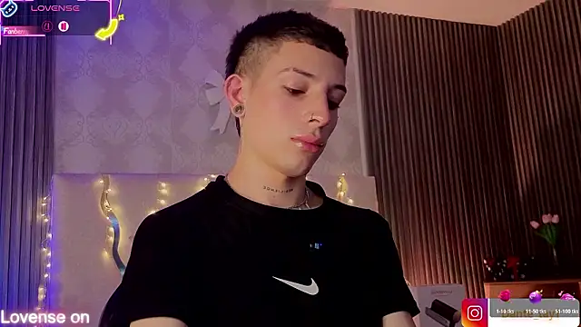 Snapshot of Dante_tay1 chatting on March 2026 10:06:02 PM Dante tay1 online show from March 2026 10:06:02 PM