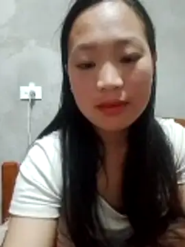 Miu la online show from February 2026 06:19:02 PM