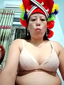 JenyLy68 online show from March 2026 10:33:02 PM