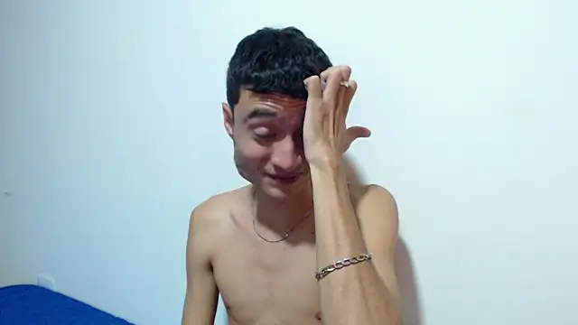 Snapshot of Sweet-Bane chatting on April 2026 09:09:02 PM Sweet-Bane online show from April 2026 09:09:02 PM