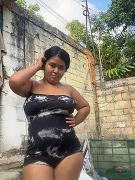 emi li82 online show from April 2026 11:24:02 PM