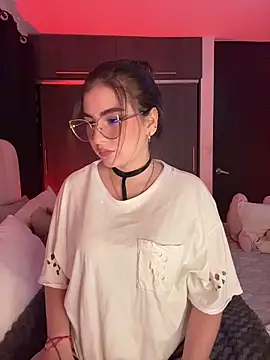 SamanthaValmont online show from April 2026 11:11:01 PM