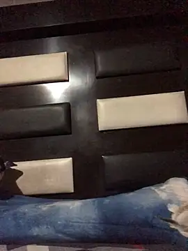 Snapshot of Elsolo2 chatting on March 2026 12:11:02 AM Elsolo2 online show from March 2026 12:11:02 AM