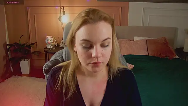 Glow Margo online show from April 2026 01:23:02 AM