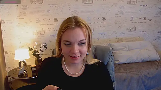 Snapshot of Glow_Margo chatting on May 2026 02:59:01 AM Glow Margo online show from May 2026 02:59:01 AM
