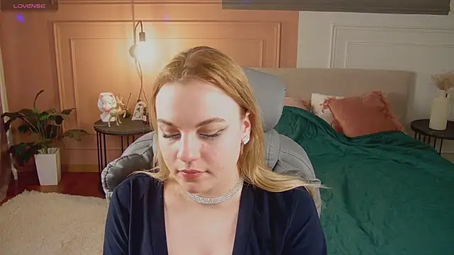 Glow Margo online show from April 2026 01:23:02 AM