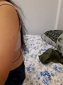 NeetuKumri online show from April 2026 05:26:01 PM