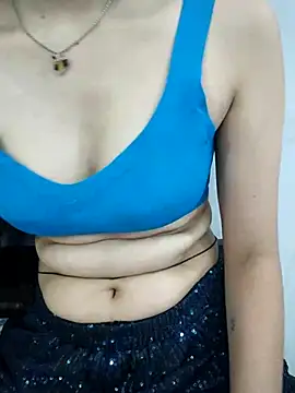 NeetuKumri online show from April 2026 04:10:02 PM