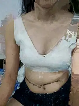NeetuKumri online show from May 2026 05:40:01 PM