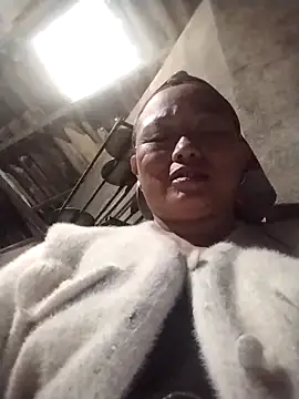 Lucie Fuzk online show from February 2026 10:15:02 AM