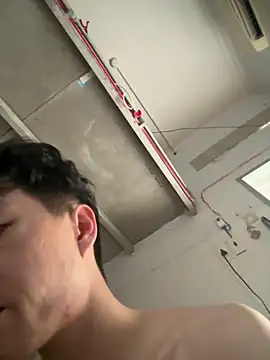 Snapshot of yuici79 chatting on February 2026 10:15:02 AM yuici79 online show from February 2026 10:15:02 AM