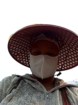 Heylen hooo online show from March 2026 01:40:01 AM