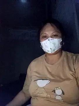 Snapshot of Heylen_hooo chatting on February 2026 02:50:01 PM Heylen hooo online show from February 2026 02:50:01 PM