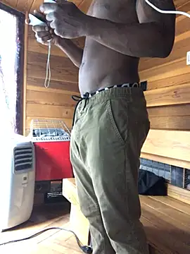 EricSwainn901 online show from May 2026 12:31:01 AM
