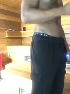 EricSwainn901 online show from May 2026 09:40:02 PM