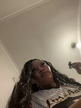 candy-95 online show from May 2026 08:34:01 PM