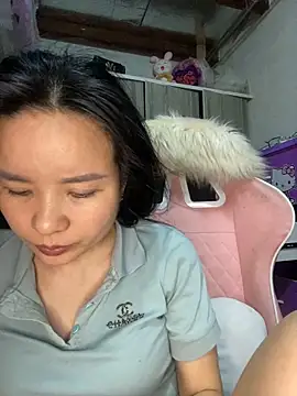 Ivy Trix2 online show from May 2026 02:43:02 PM