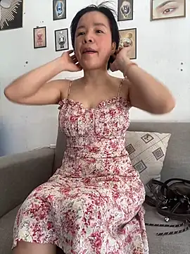 Ivy Trix2 online show from June 2026 03:50:01 AM