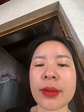 Ivy Trix2 online show from March 2026 02:23:02 AM