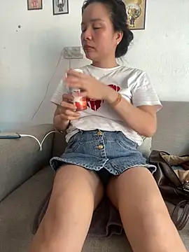Ivy Trix2 online show from June 2026 08:47:01 AM