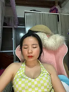 Ivy Trix2 online show from March 2026 03:01:02 PM