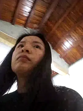 Ivy Trix2 online show from March 2026 03:14:02 AM