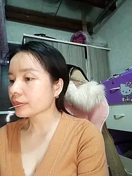 Ivy Trix2 online show from March 2026 02:50:02 PM