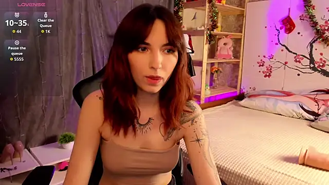 VittoriaNix online show from March 2026 12:24:02 PM